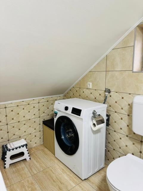 Apartments Paradise Licko Petrovo Selo Экстерьер фото