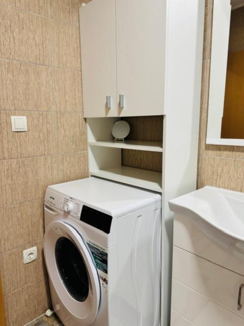 Apartments Paradise Licko Petrovo Selo Экстерьер фото